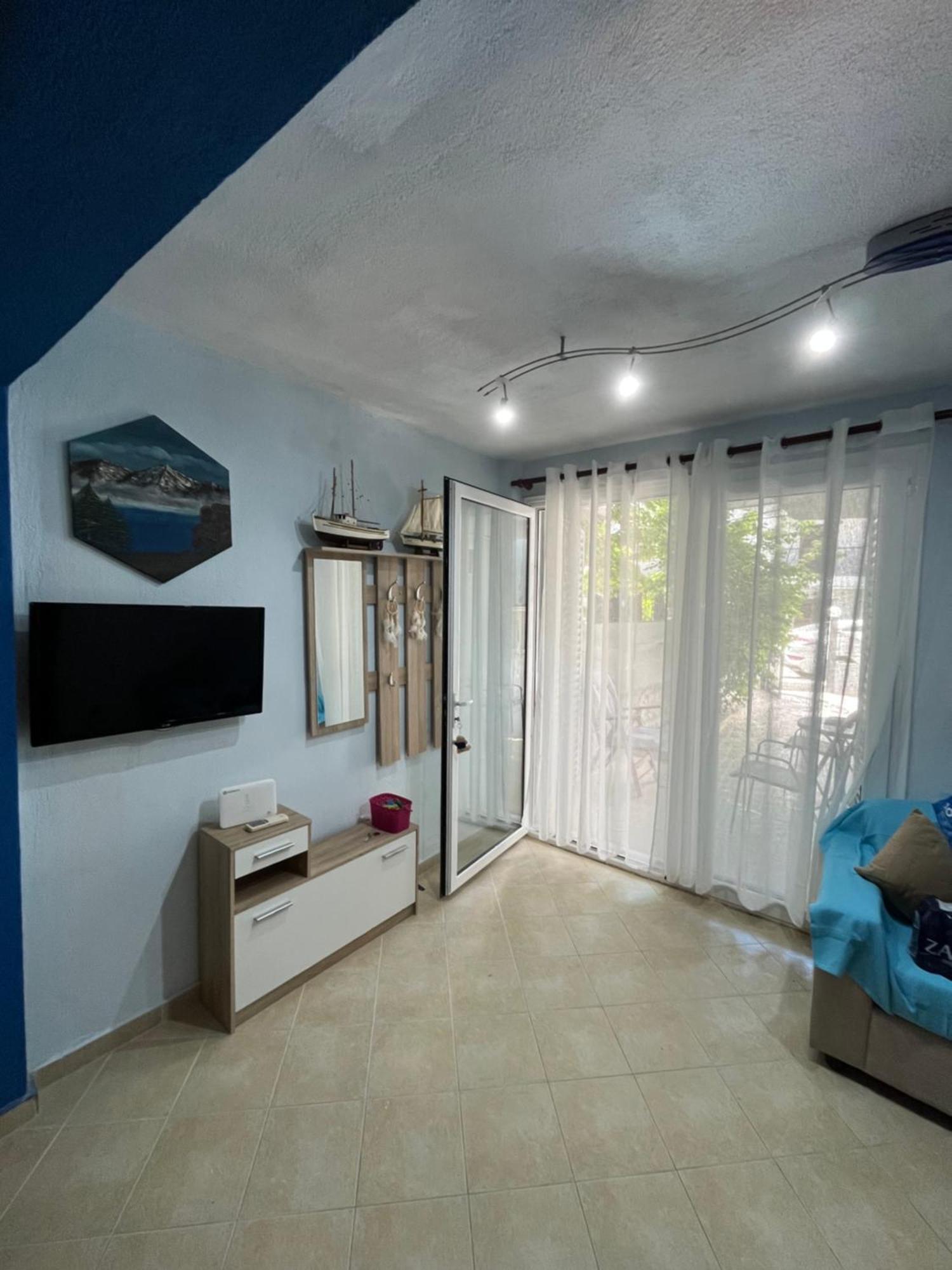 Andres House Βίλα Πολύχρονο Εξωτερικό φωτογραφία